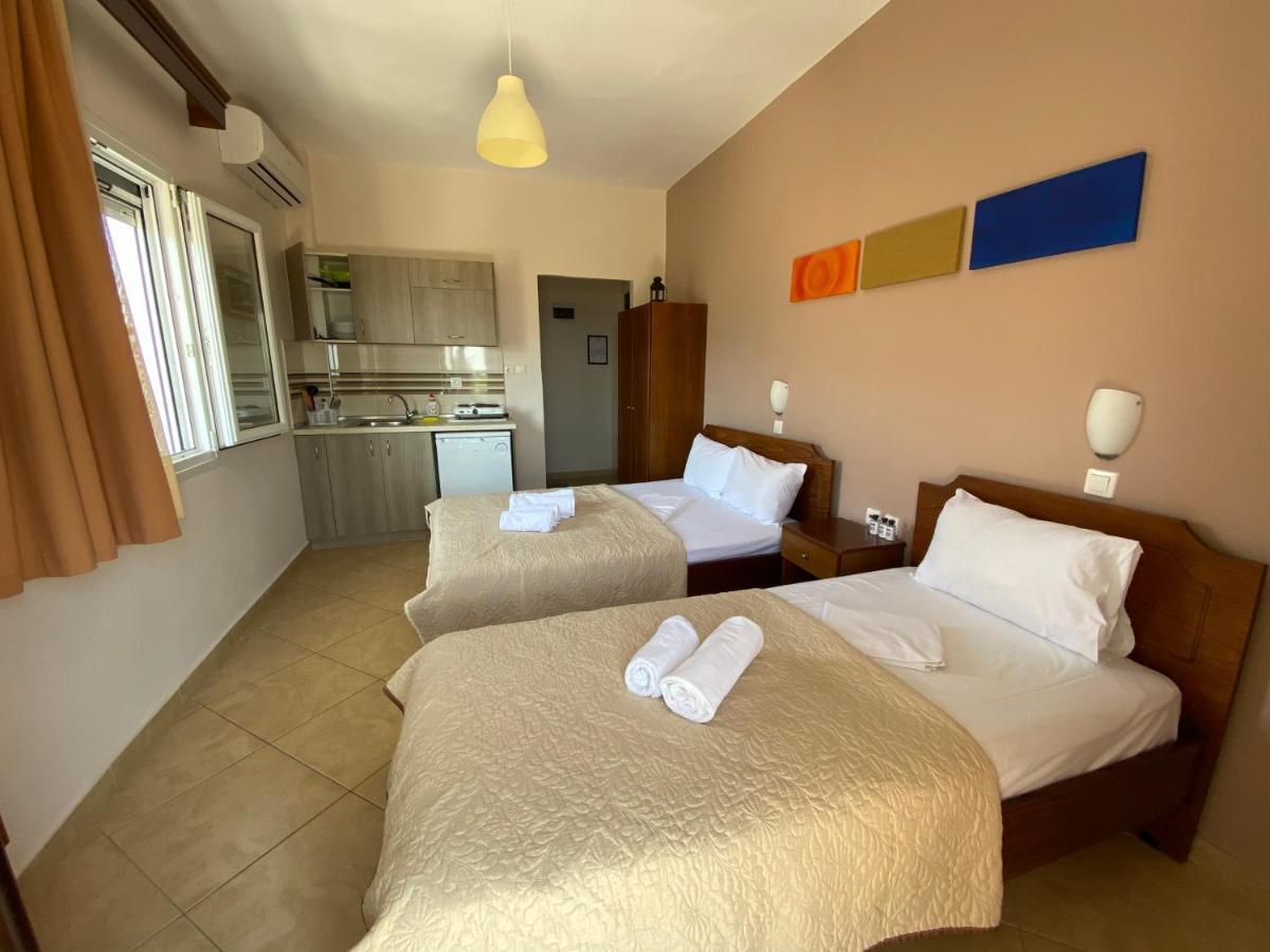 Maritsa'S Rooms Stavros  Buitenkant foto