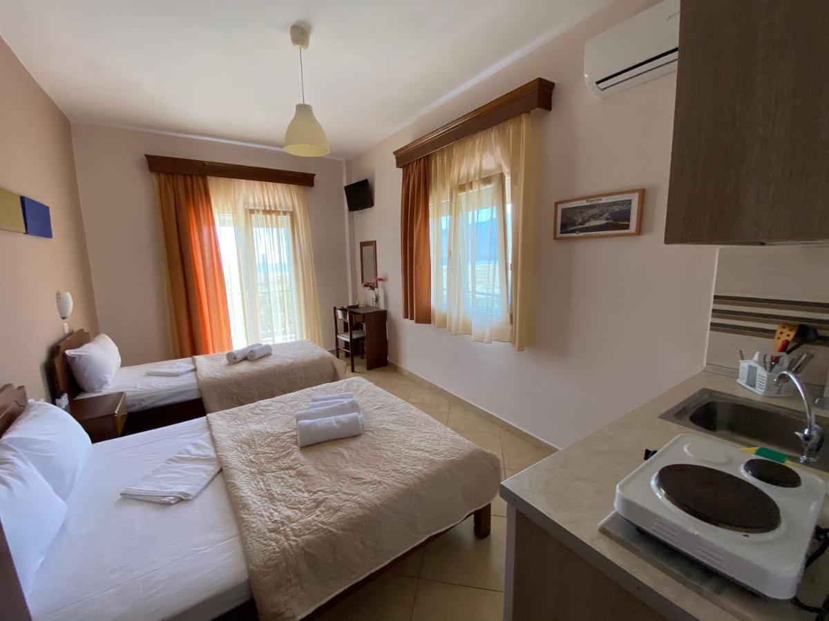 Maritsa'S Rooms Stavros  Buitenkant foto