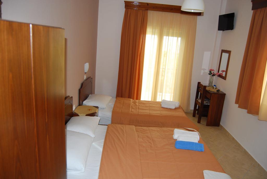 Maritsa'S Rooms Stavros  Kamer foto